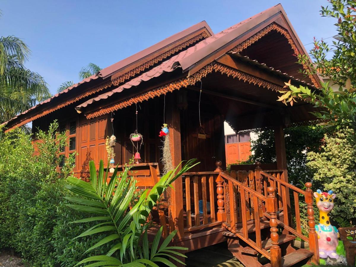 Kob Suk Resort K7 , K10 Sichon Ngoại thất bức ảnh