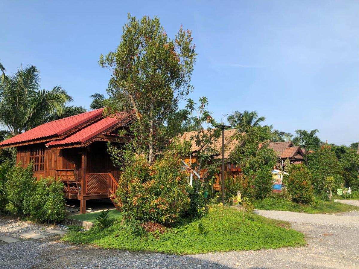 Kob Suk Resort K7 , K10 Sichon Ngoại thất bức ảnh