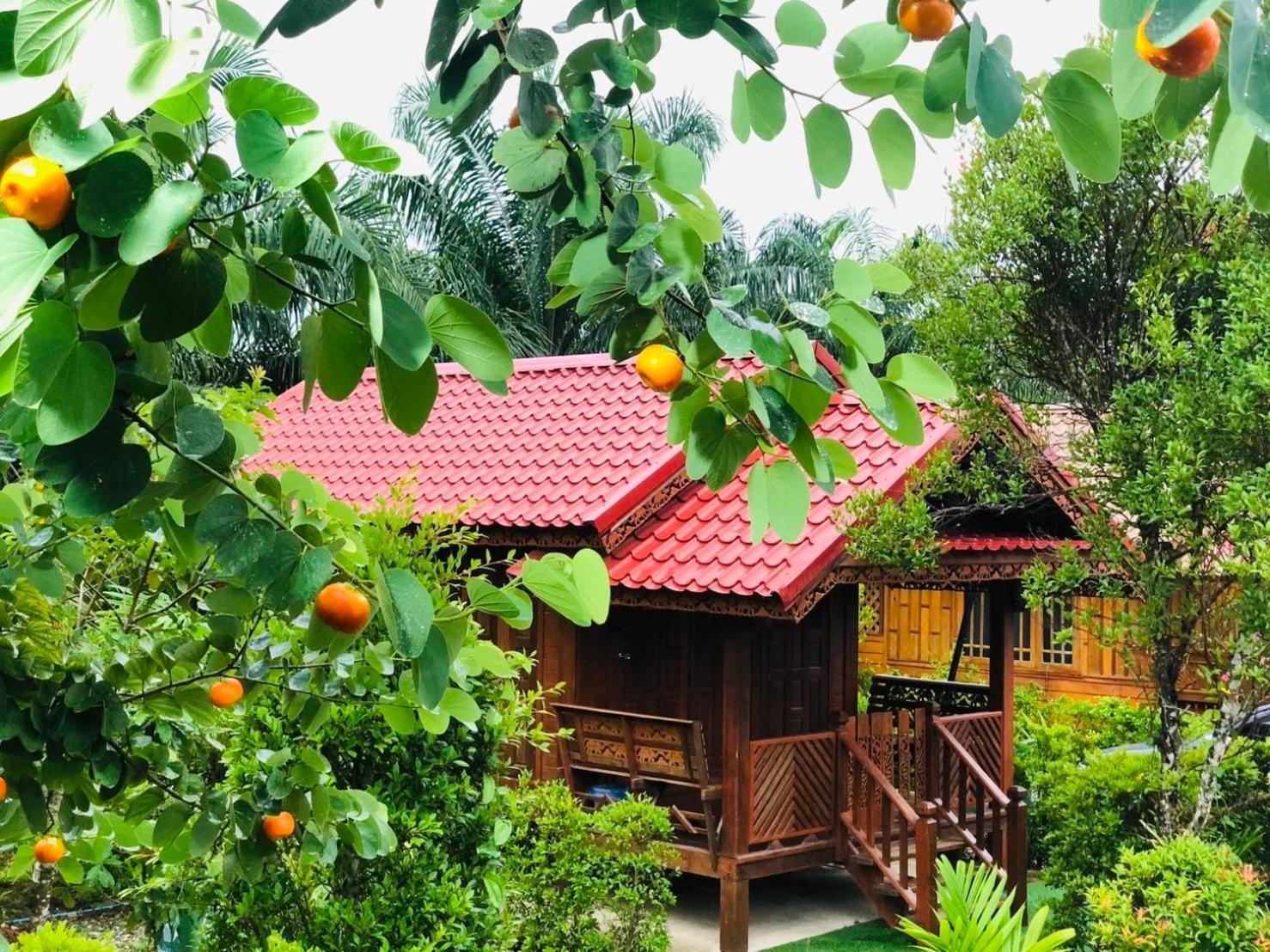 Kob Suk Resort K7 , K10 Sichon Ngoại thất bức ảnh